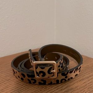 Leopard print skinny belt